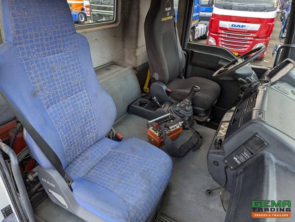MAN TGA 18.410 4x2 LX Euro3 - MKG HLK225HP 4510KG - RadioGrafisch