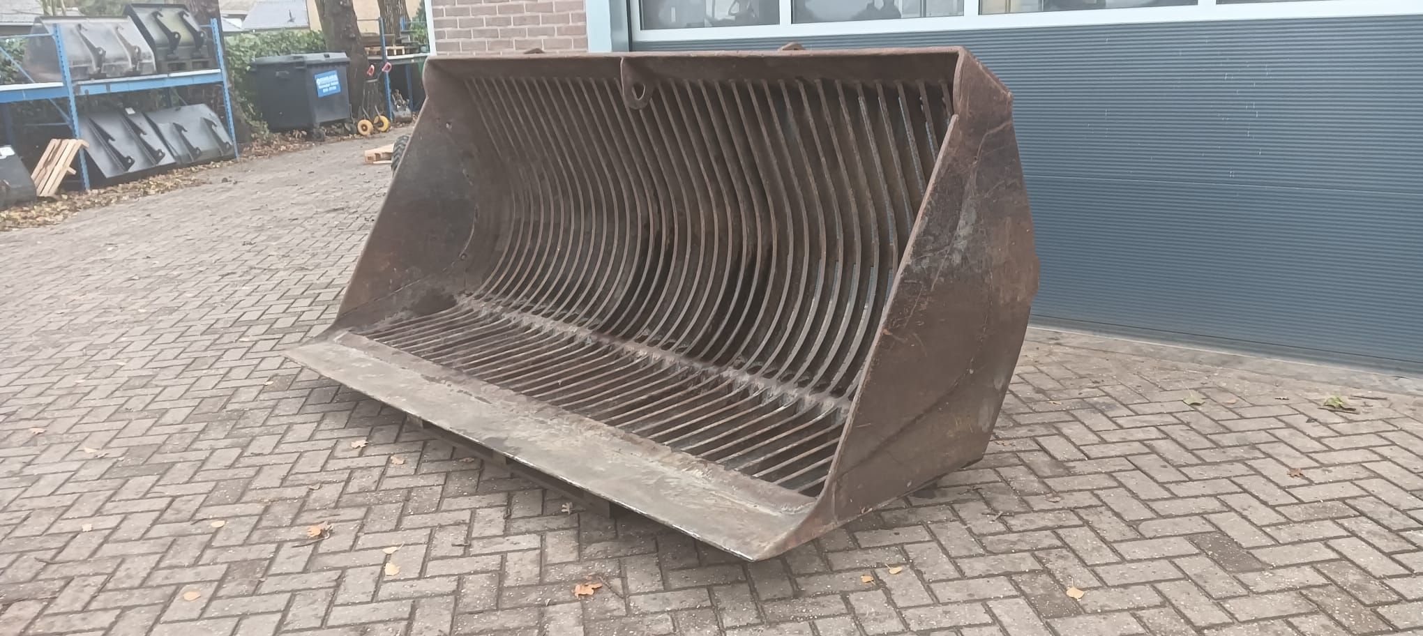 Eurosteel puinbak 2.7m breed / Verachtert snelwissel