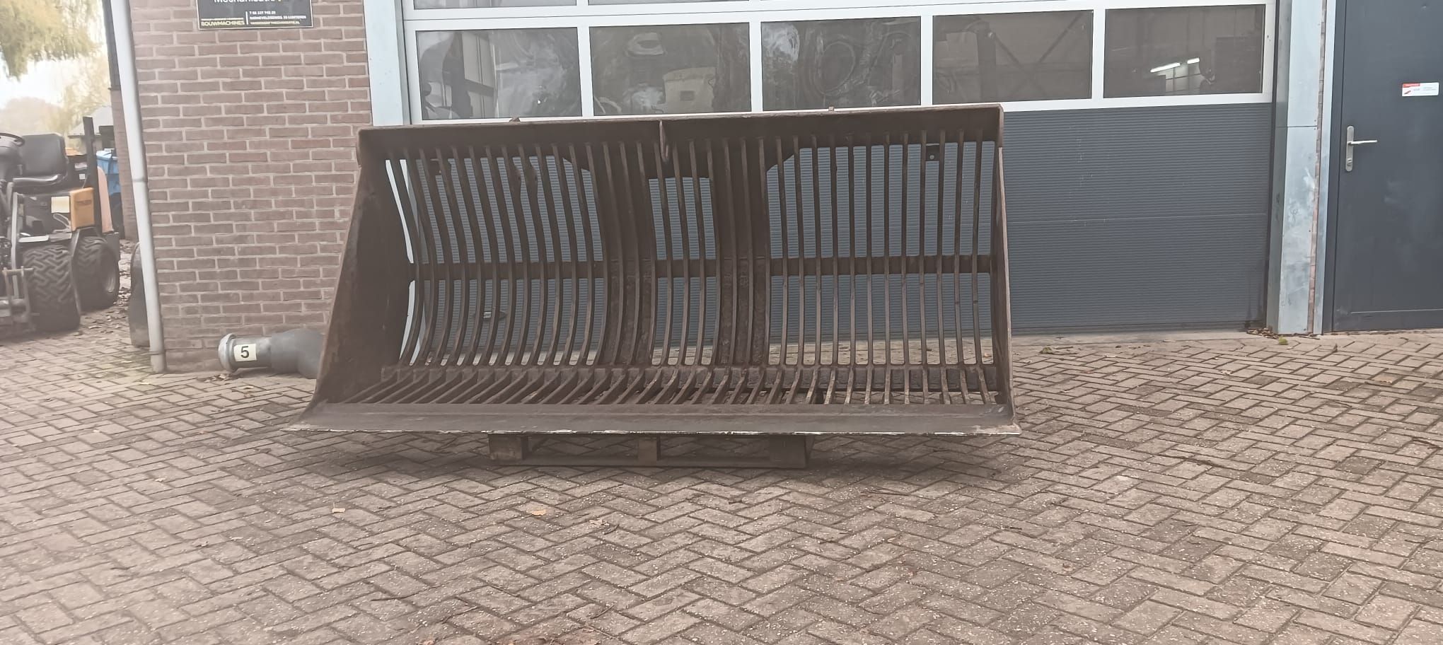 Eurosteel puinbak 2.7m breed / Verachtert snelwissel