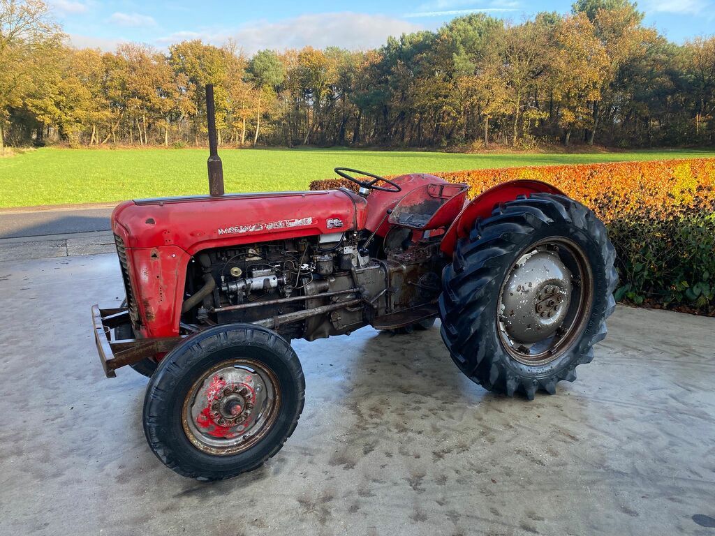 Massey-Ferguson 135