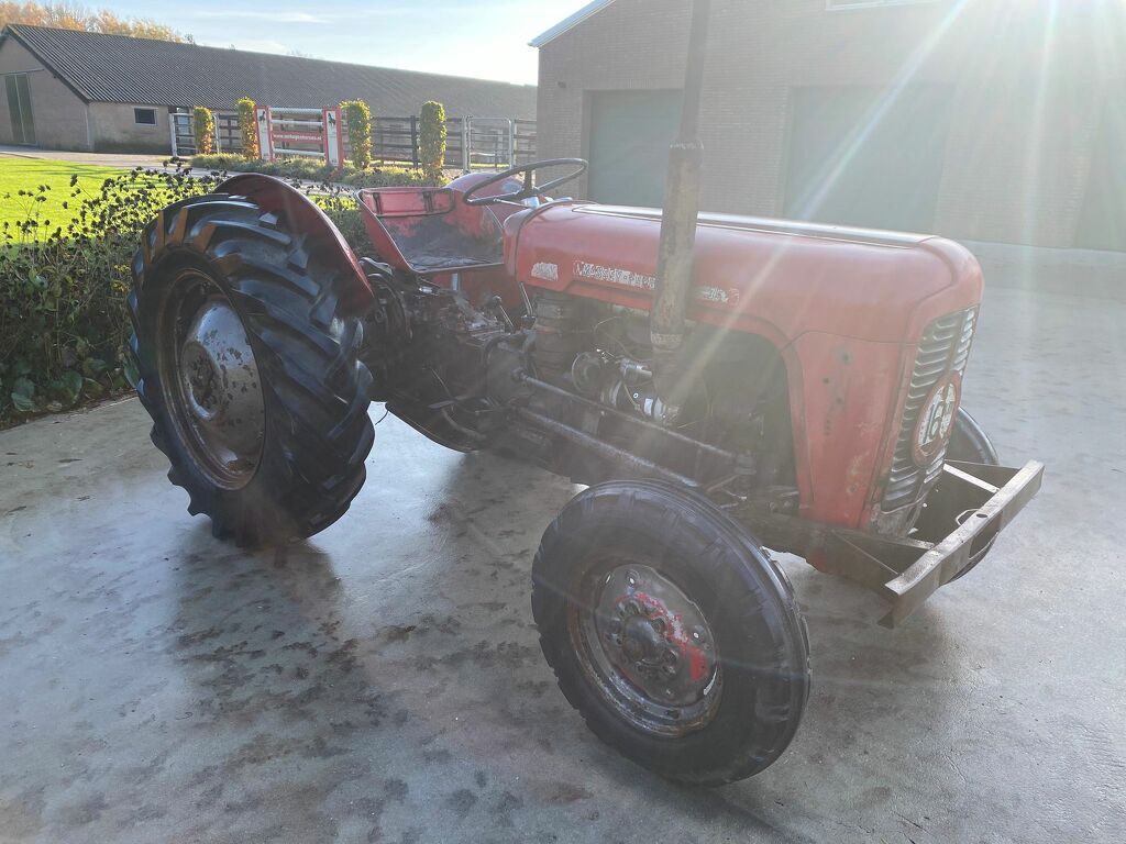 Massey-Ferguson 135