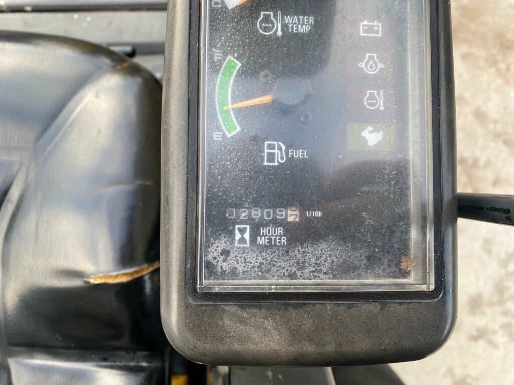 New holland e9sr 2008 minigraver cw05