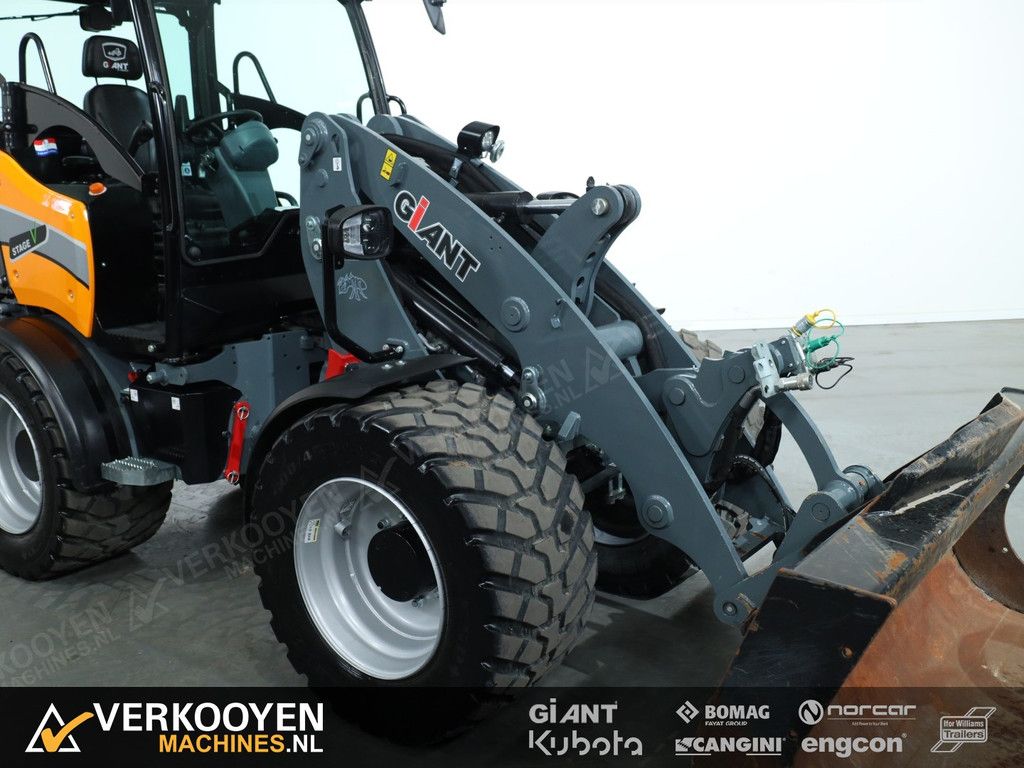 2023 Giant G5000 VV1480