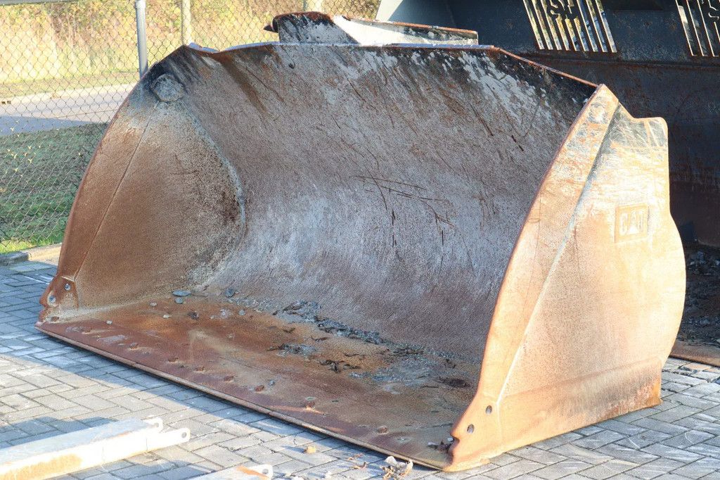 Caterpillar 938 M | 2X BUCKET | JIB | FORKS | BSS | GOOD CONDITION