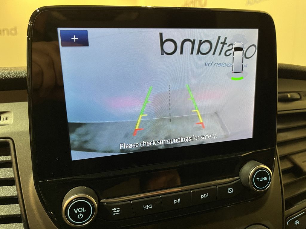 Ford Transit 2.0 TDCI L3H2 Trend 170 PK / Euro 6 / Airco / Schuifdeur L + R / Cruise Control / Camera / CarPlay / Navigatie