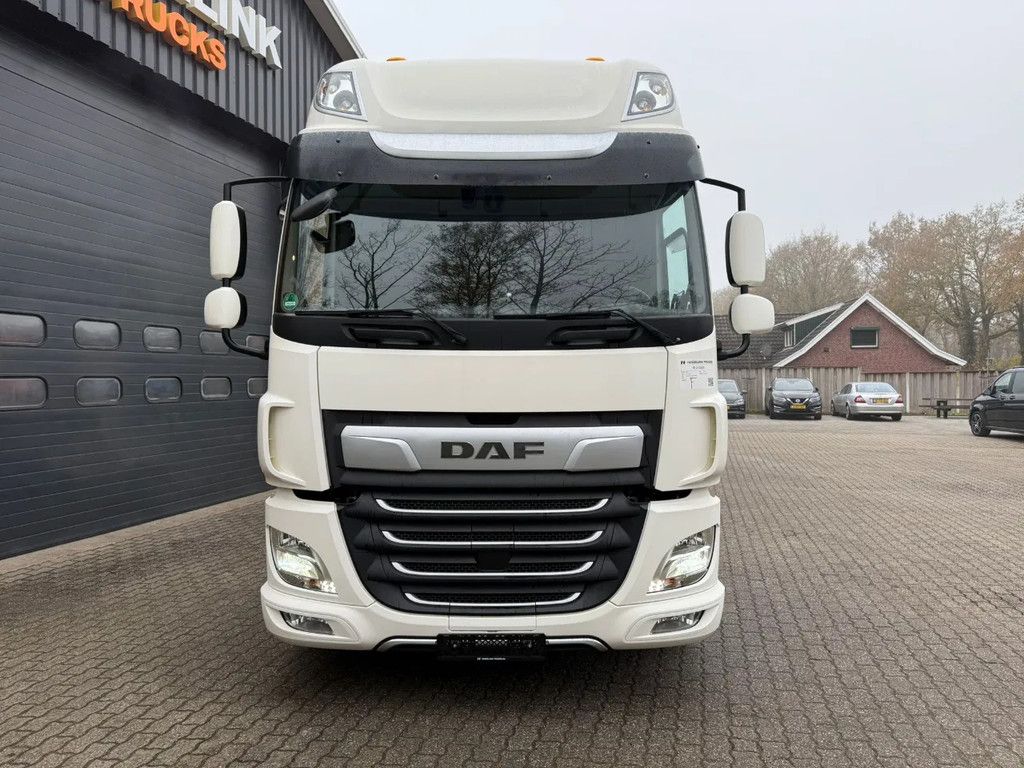 DAF CF 450 4X2 Space Cab LED Retarder Alcoa dura Bright 277.495 KM! German truck