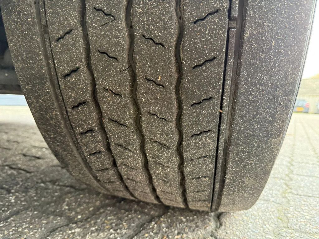 DAF CF 450 4X2 Space Cab LED Retarder Alcoa dura Bright 296.210 KM! German truck