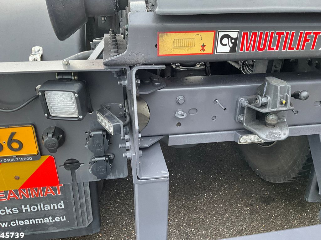 Volvo FM 330 6x4 Hiab 21 Ton haakarmsysteem Just 35.598 Km!