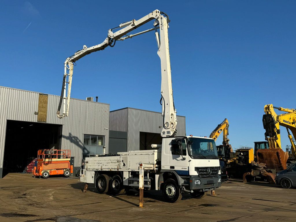 MercedesBenz Actros 2632 6x4 with Putzmeister BSF 24-4 11 24m concrete pump