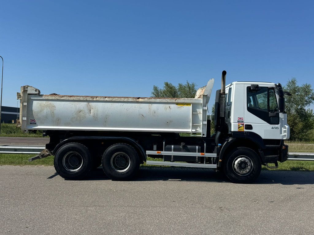 Iveco Trakker 410 6x4 Kipper