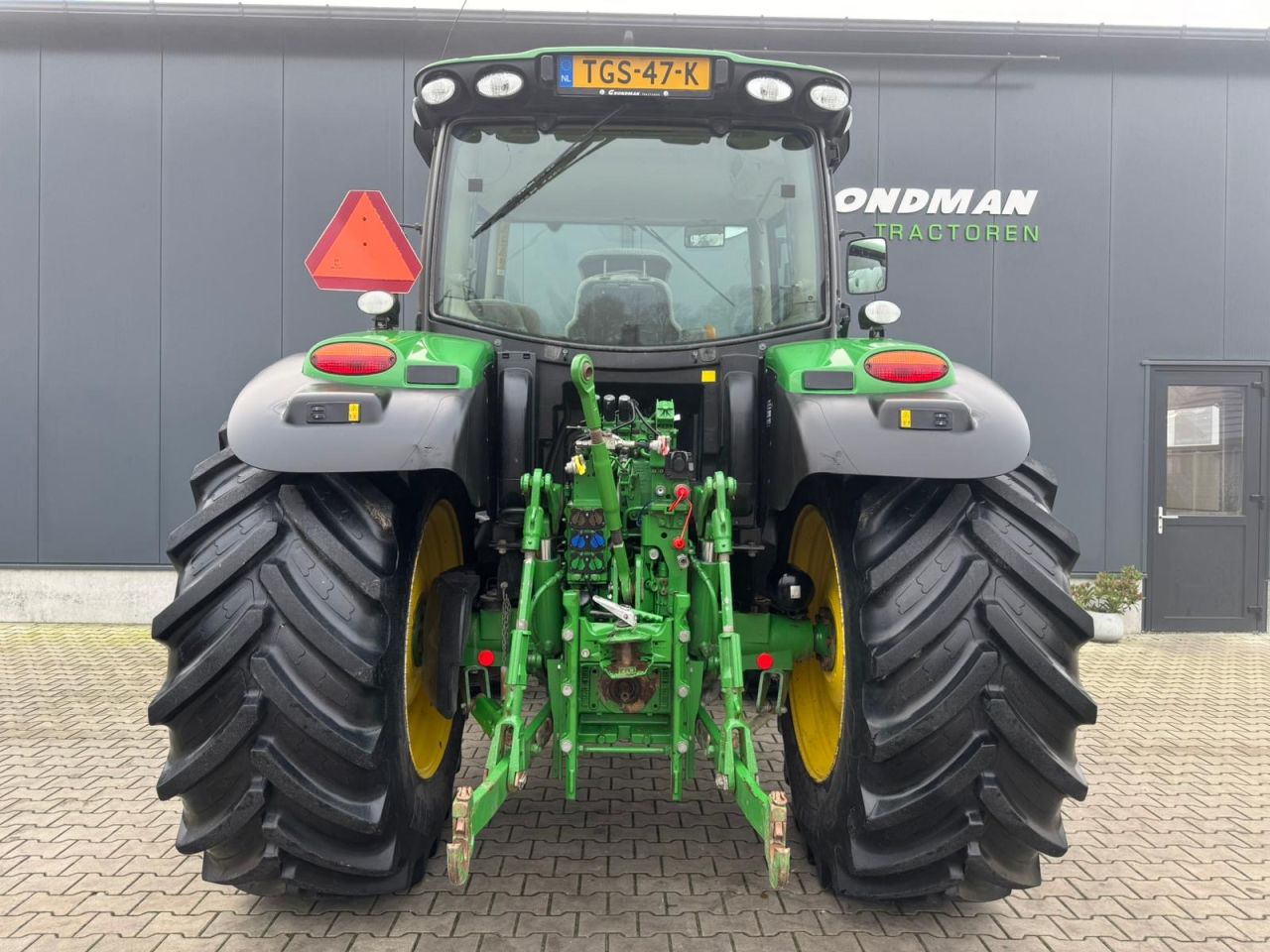 John Deere 6120R AQ