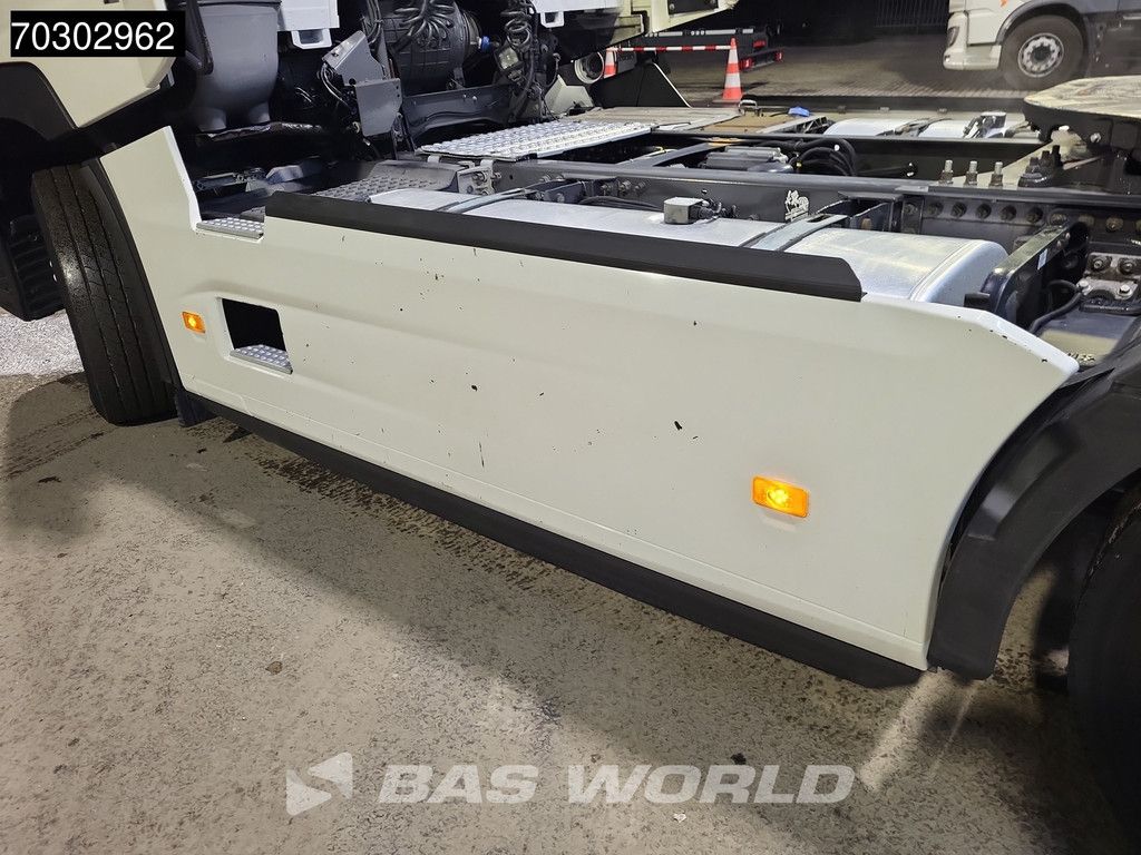 Renault T T 430 4X2 NL-Truck 2xTanks Euro6