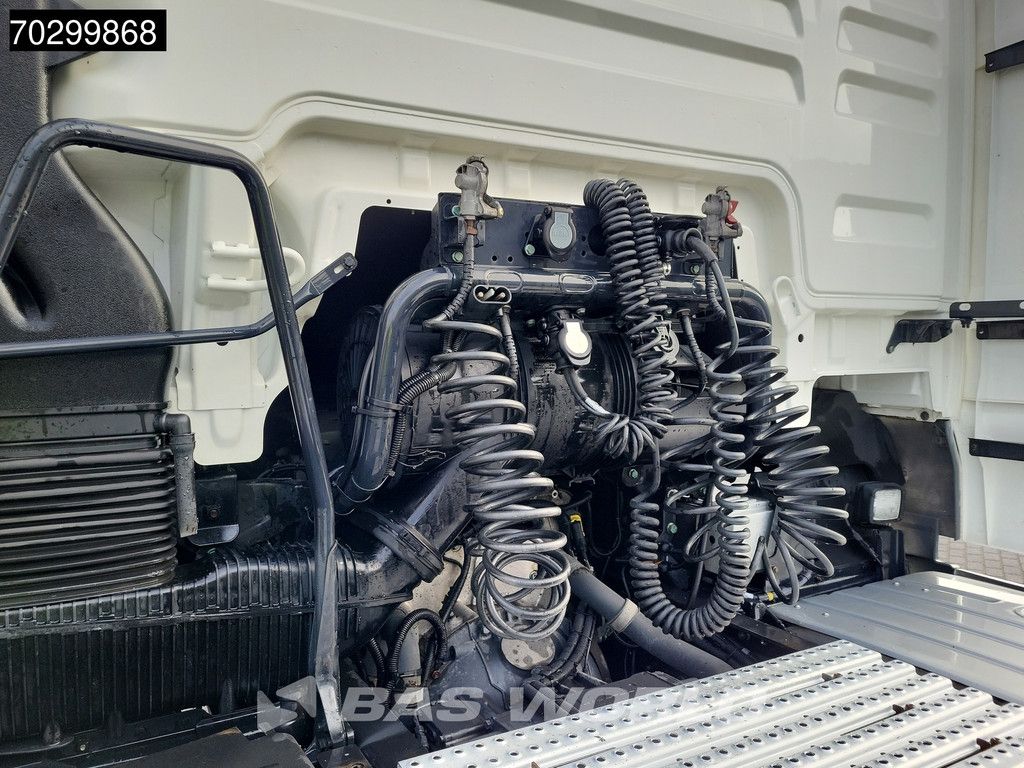 MAN TGX 18.460 4X2 XLX Retarder 2x Tanks