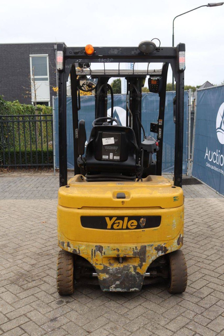 Forklift Yale ERP16VF Electric 1570kg 4.6m 2016