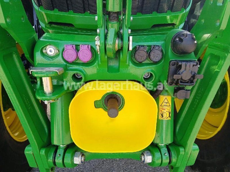 John Deere 6R150