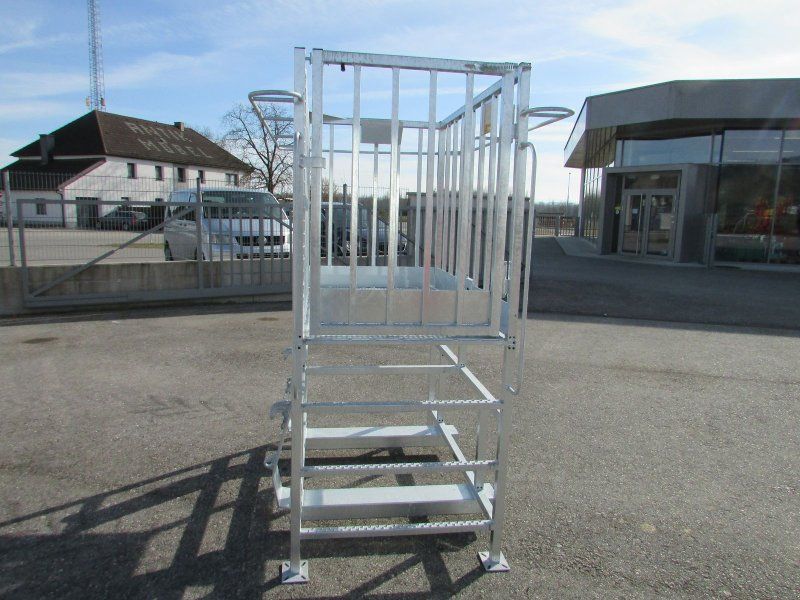 Fliegl Arbeitsbühne Hoch