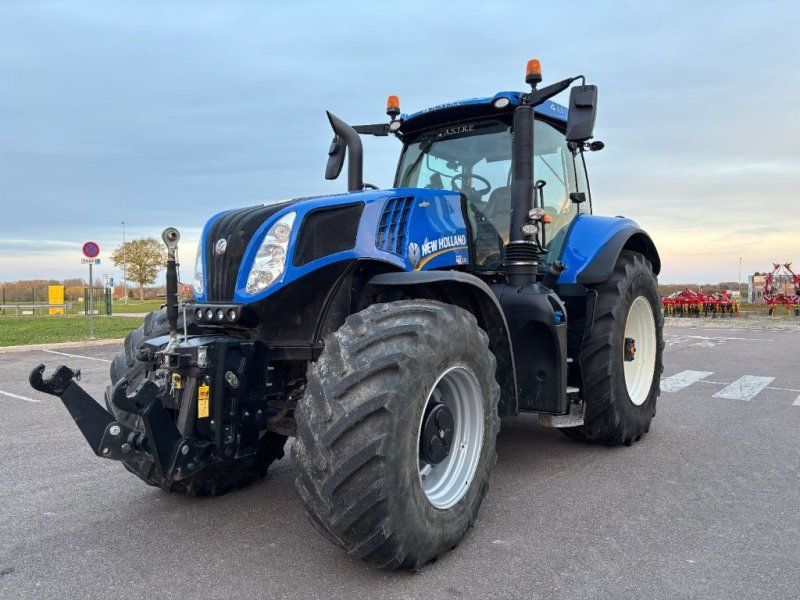 New Holland T8.435