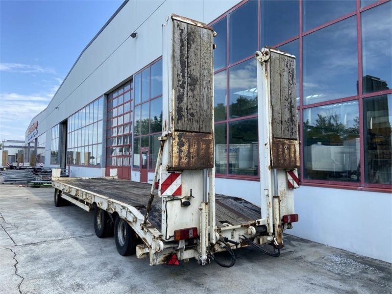 Müller Mitteltal PT 30 3 Achs Tieflader 9,20 Ladefläch