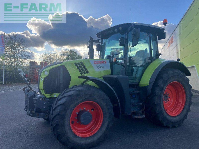 Claas ARION 650