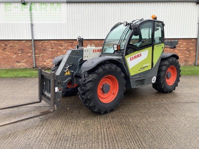 Claas SCORPION 6030CP