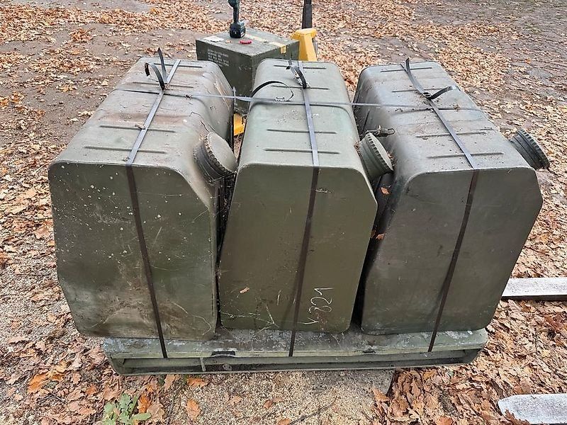 Original  U1300L Tank 435 470 1501 21