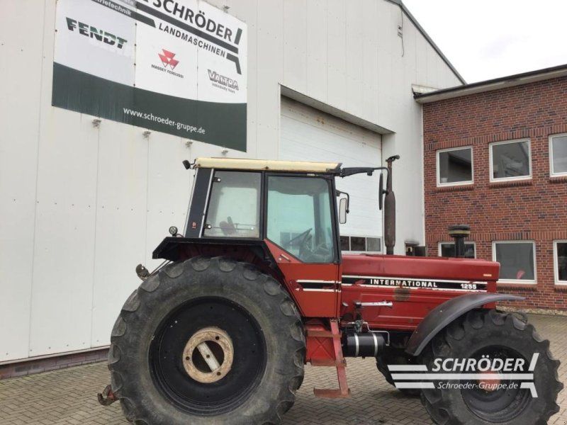 Case IH 1255