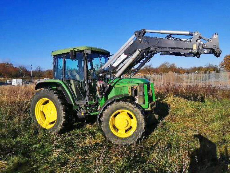 John Deere 6110 Frontlader+Druckluft