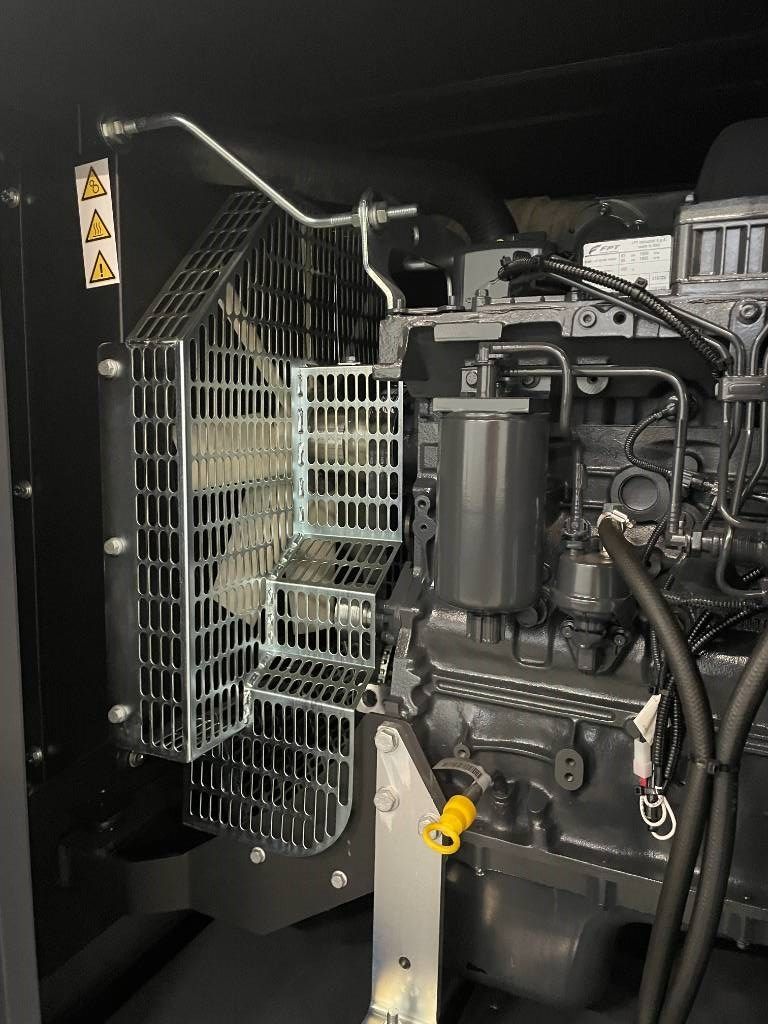 Iveco NEF45SM3 - 85 kVA Generator - DPX-17551