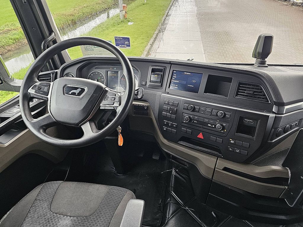 M.A.N. 26.470 TGX tg3 gm 6x2/2 bl