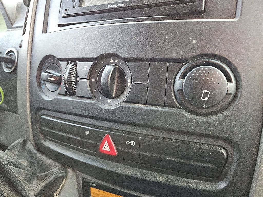 MERCEDES-BENZ SPRINTER 518 dub.cab kipper v6