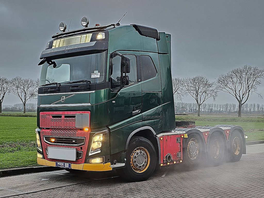 VOLVO FH 16.660 8x4 175 ton