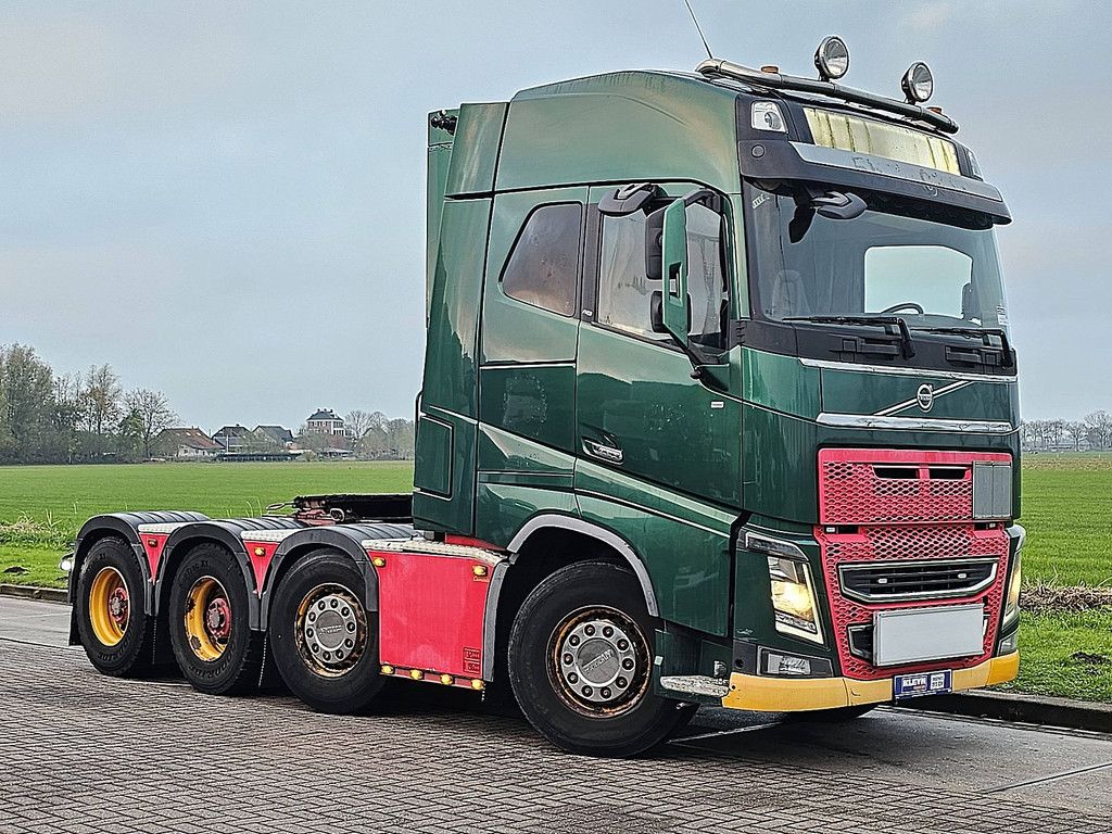 VOLVO FH 16.660 8x4 175 ton