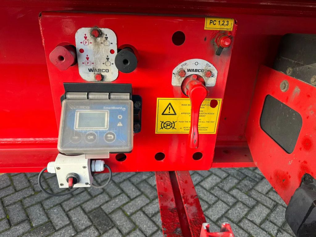 Stas S300CX 82m3!! Vol alu kipper SAF Graanluiken