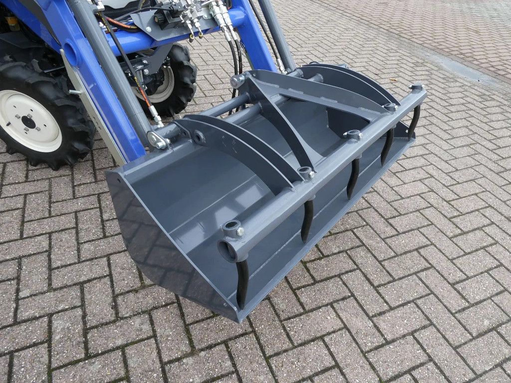 Iseki TM3187 4wd / 0123 Draaiuren / Voorlader + Contragewicht
