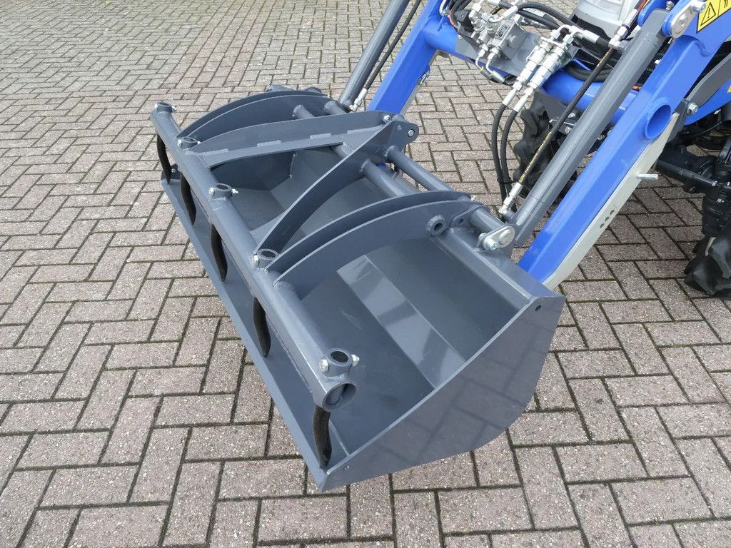 Iseki TM3187 4wd / 0123 Draaiuren / Voorlader + Contragewicht