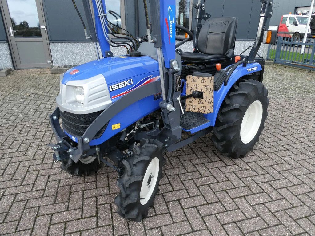 Iseki TM3187 4wd / 0123 Draaiuren / Voorlader + Contragewicht