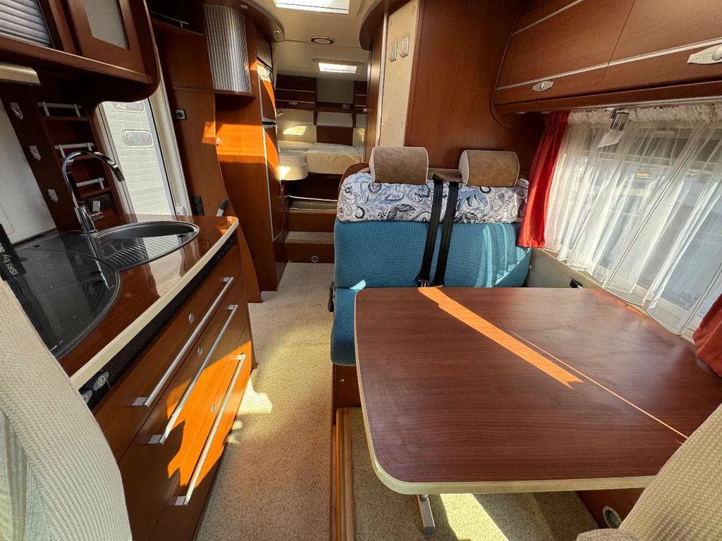 Renault Dethleffs Esprit RT 6614 Half integraal DCI 150