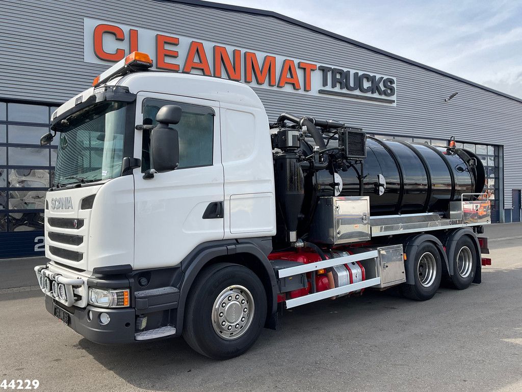 Scania G 440 6x4 Saugwagen
