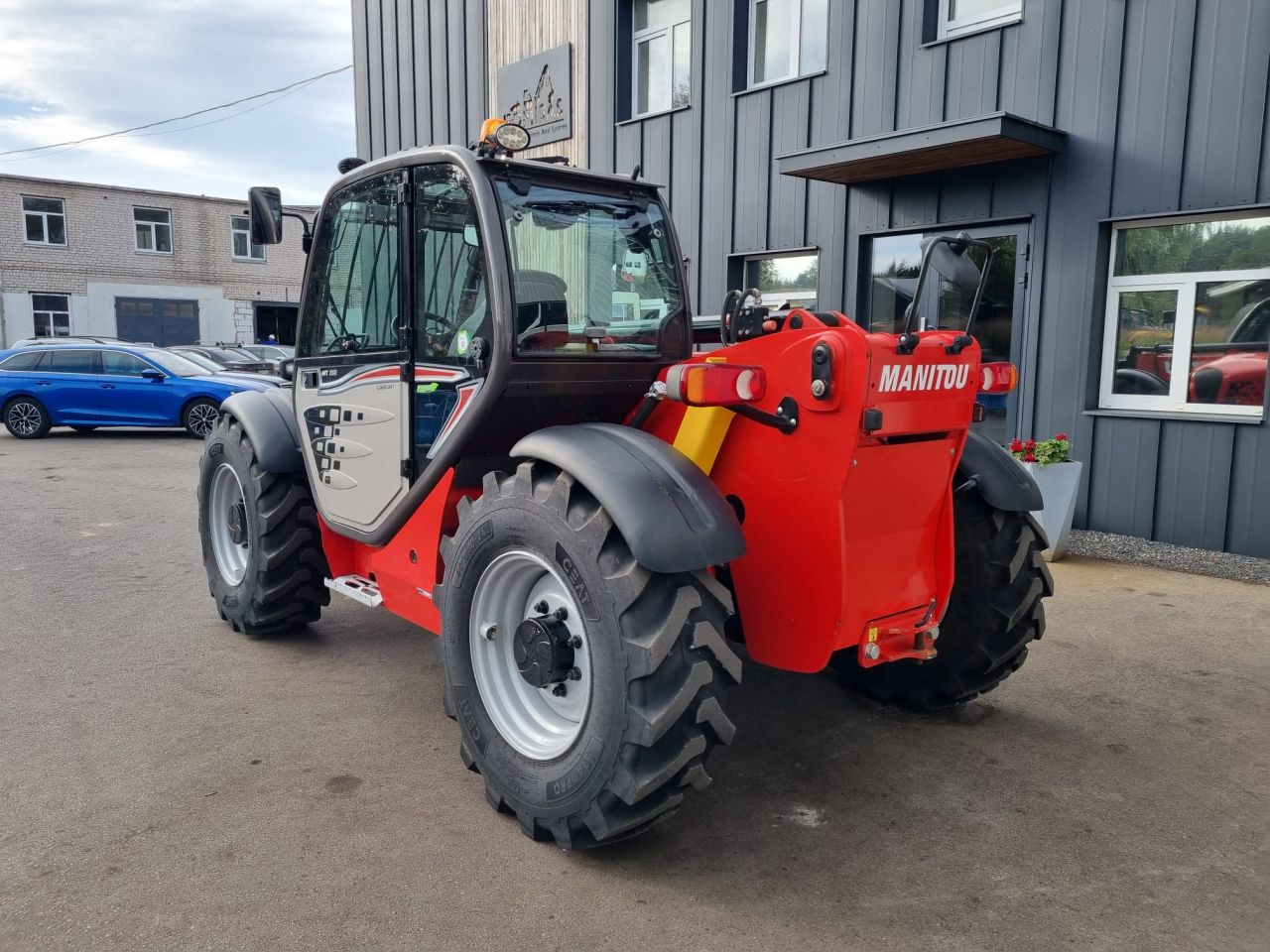 Manitou MT932 for sale