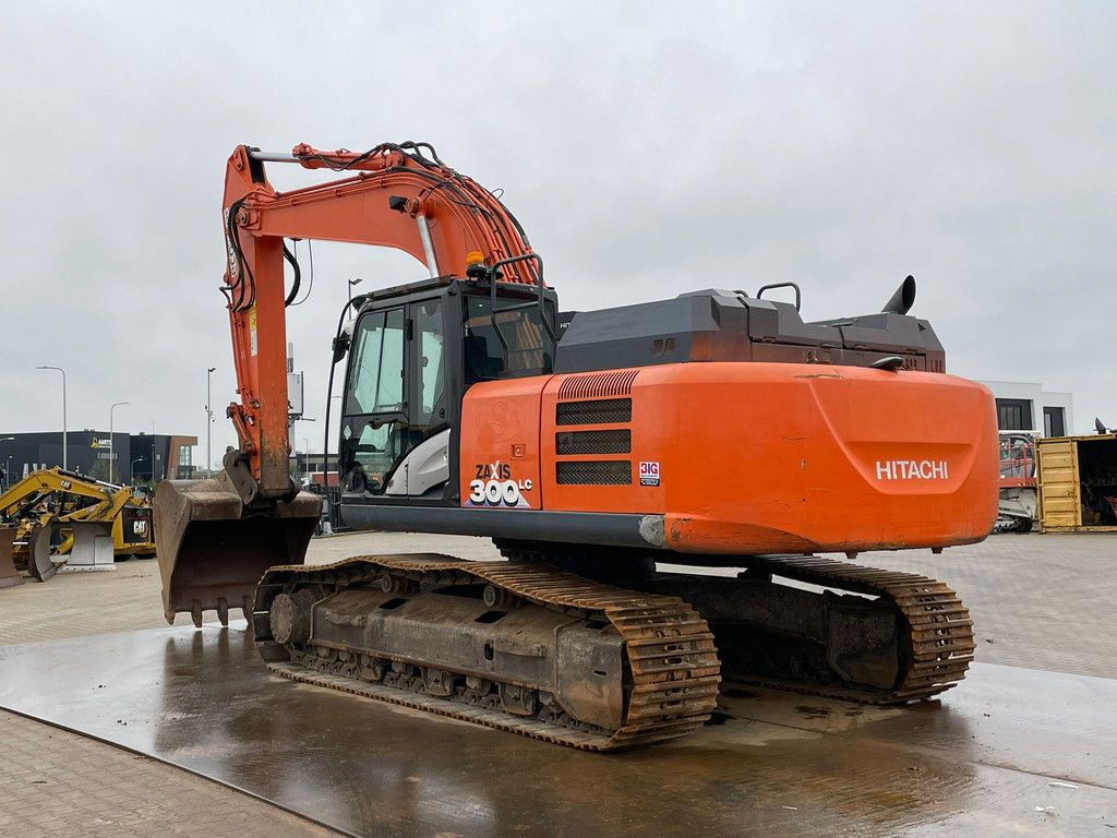 Hitachi ZX300LC-6