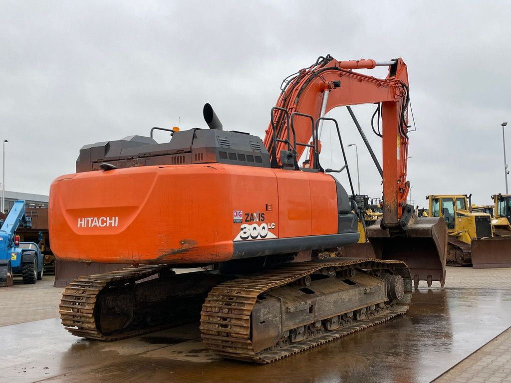 Hitachi ZX300LC-6