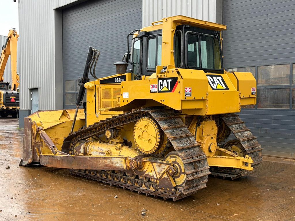 Caterpillar D6R2XL