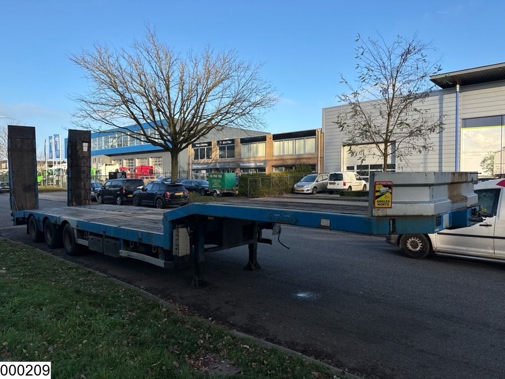 Nooteboom Lowbed 34.000Kg, Steering axle