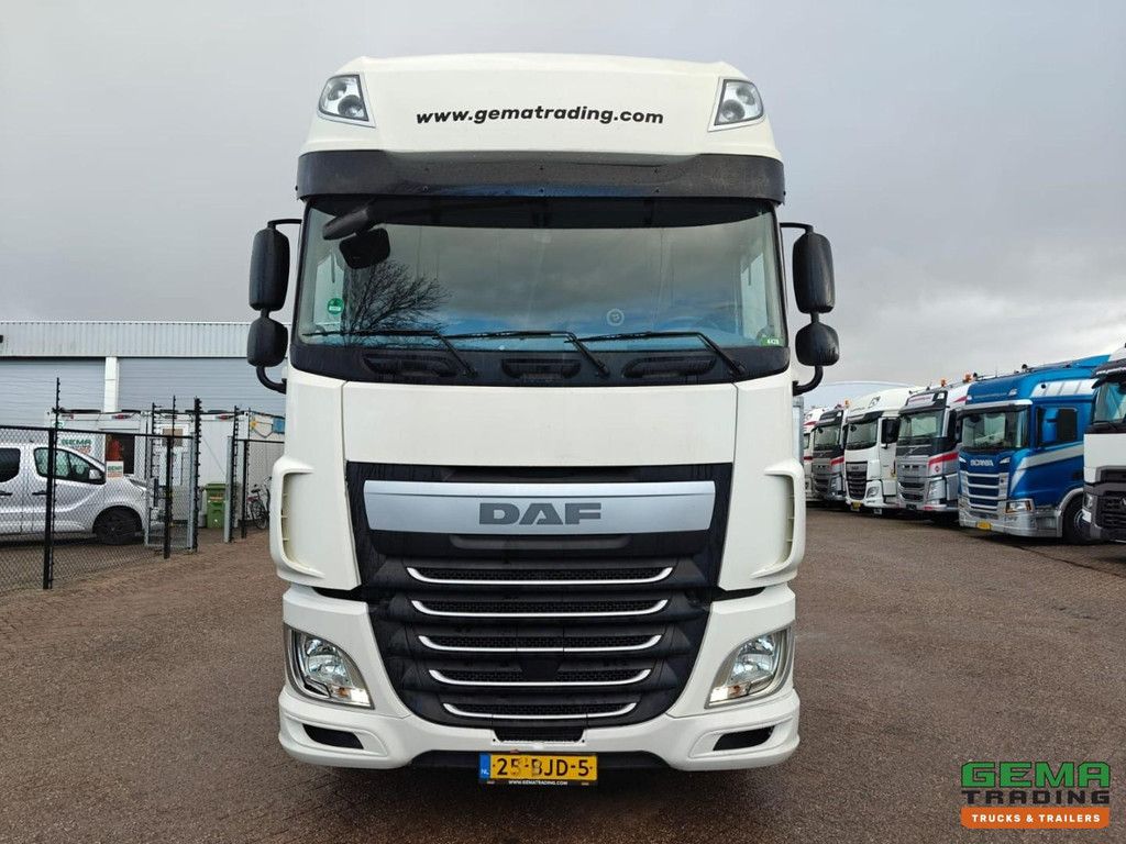 DAF XF 460 FT 4x2 Superspacecab Euro6C - Zapfwellenvorbereitung - Doppeltanks