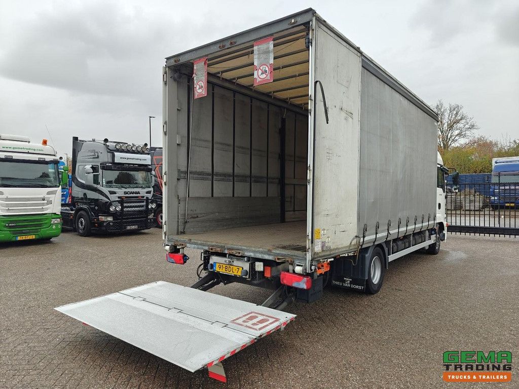 MAN TGL 12.250 4x2 Sleeper Cab Euro 6B - Stationary Air Conditioning - Sliding Tarpaulin Body 6.19m + Tail Lift 1500KG - SMARTTacho V2 - 01/2026 MOT
