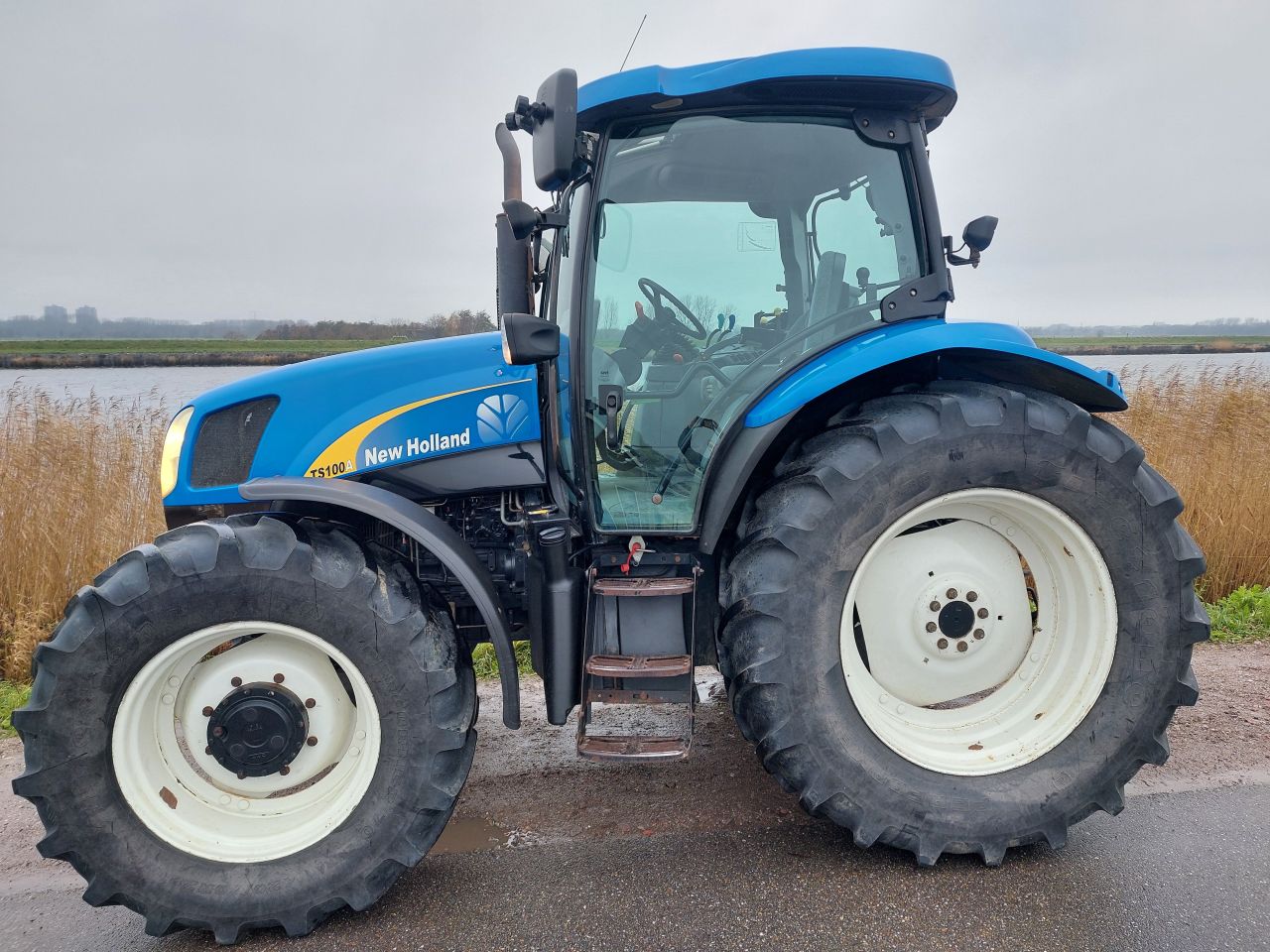 New Holland TS100A advertentie goed lezen AUB