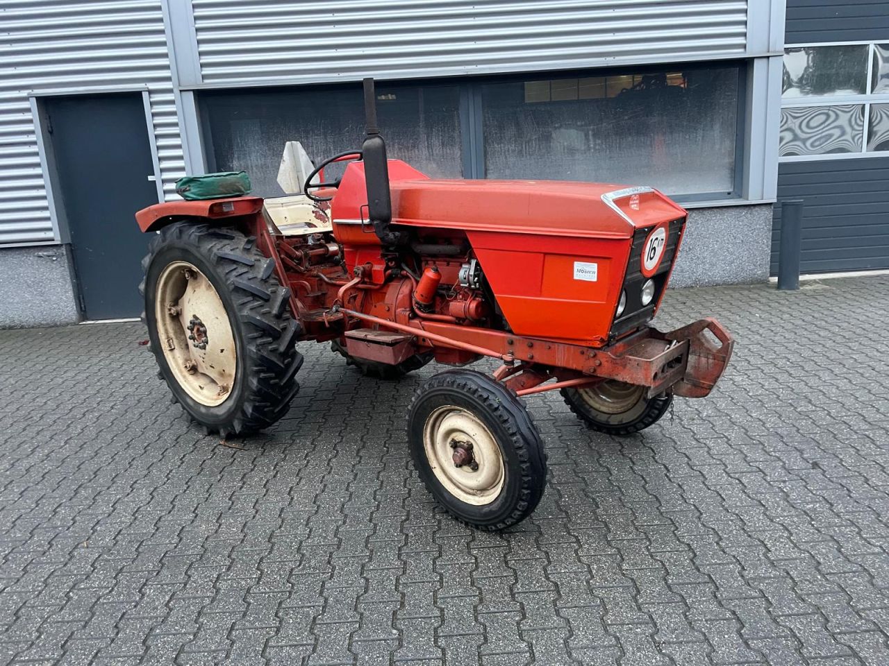 Renault 55 tractor met kenteken