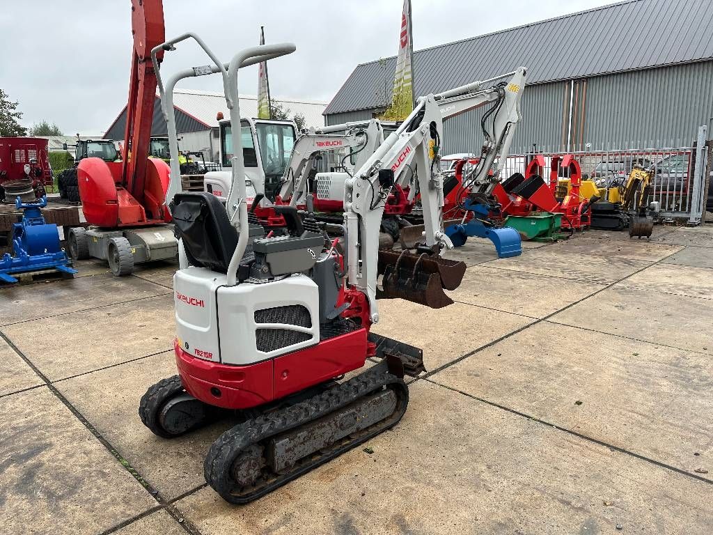 Takeuchi TB 210 R