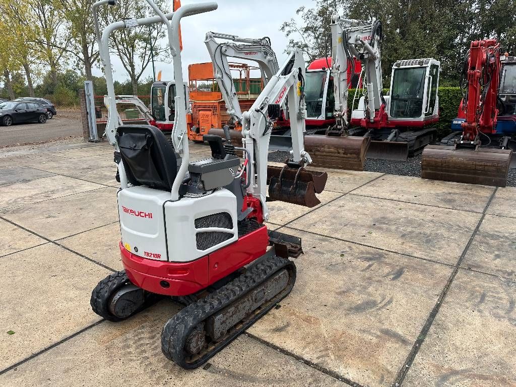Takeuchi TB 210 R