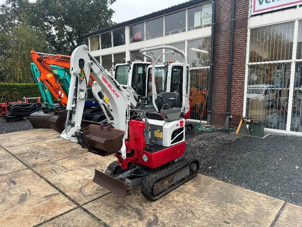 Takeuchi TB 210 R